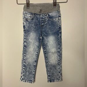 Wonder Nation 2 Pair Bundle Distressed Denim Jeans with Stretchy Waist Size 3T
